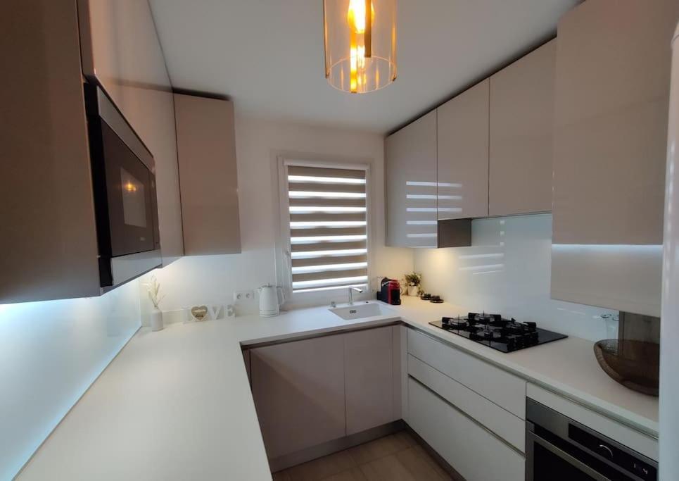Ferienwohnung App 5 Pers, Parking, 3Mn Rer A, 40 Mn Du Centre De Paris, Cergy Le Haut Exterior foto