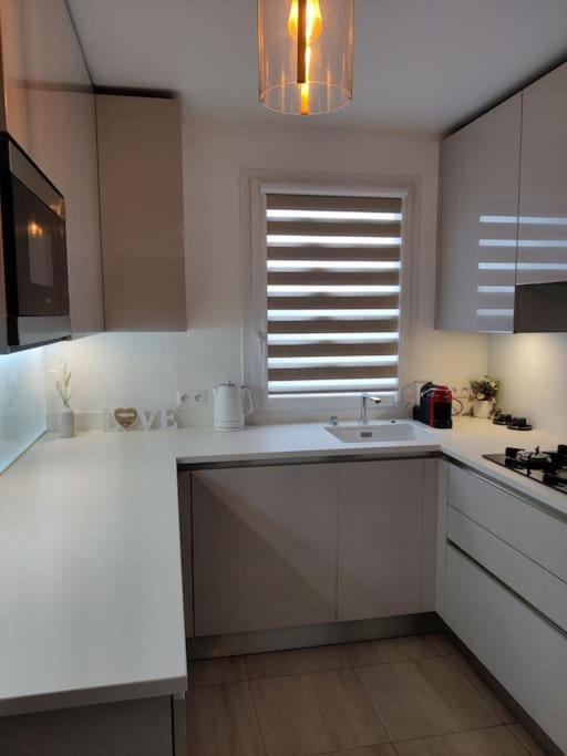 Ferienwohnung App 5 Pers, Parking, 3Mn Rer A, 40 Mn Du Centre De Paris, Cergy Le Haut Exterior foto